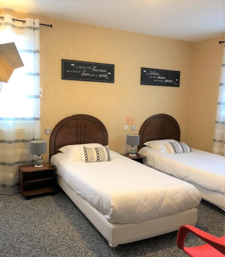Auv'Hotel Mauriac  Exteriör bild
